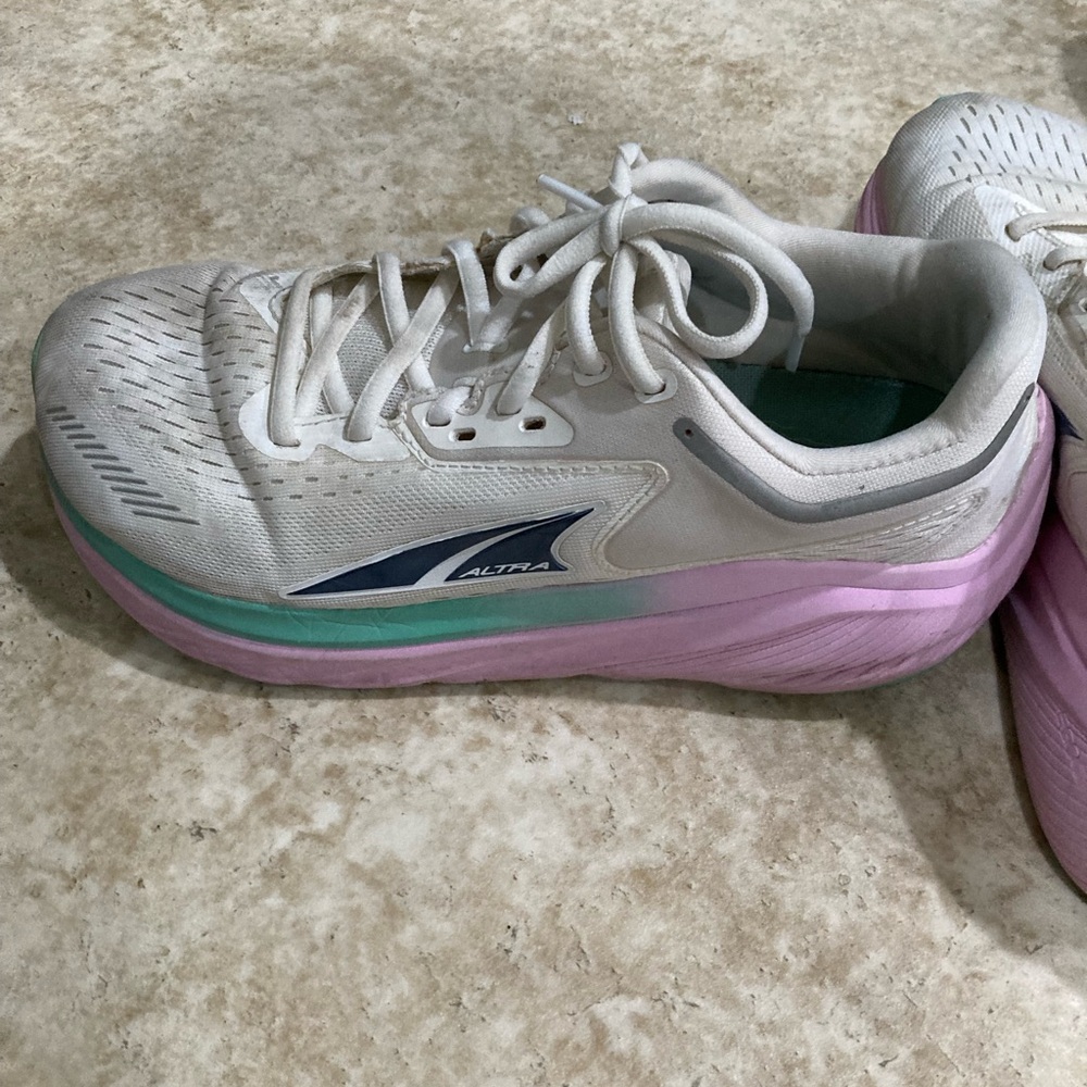 Altra Via Olympus Womens shoe